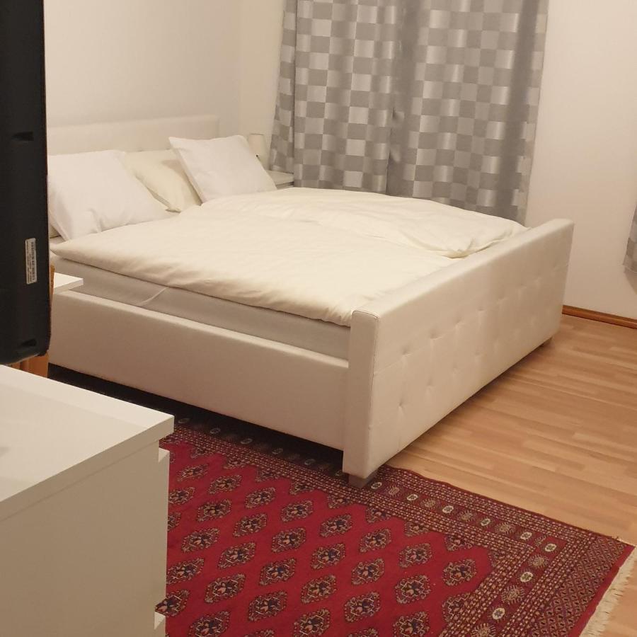 Weisses Appartement Vienna Esterno foto