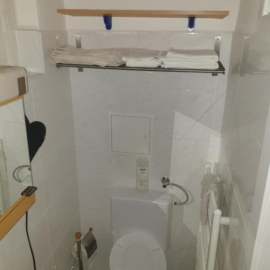 Weisses Appartement Vienna Esterno foto