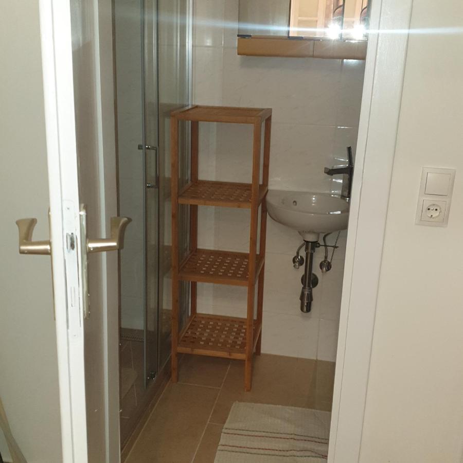 Weisses Appartement Vienna Esterno foto