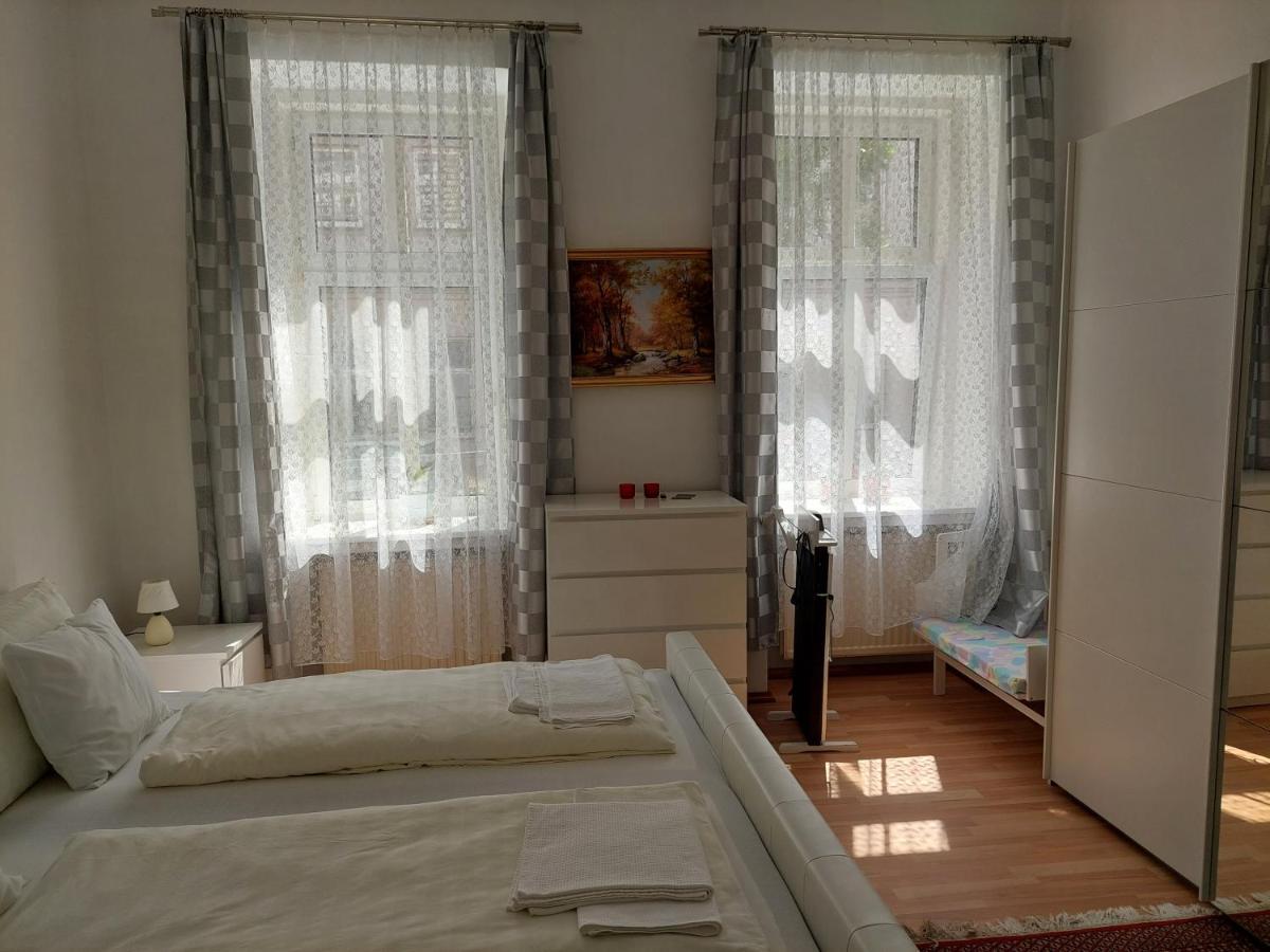 Weisses Appartement Vienna Esterno foto